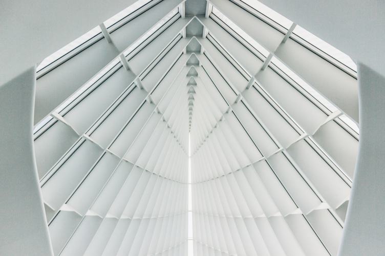 Modern Architecture Symmetric White Ceiling