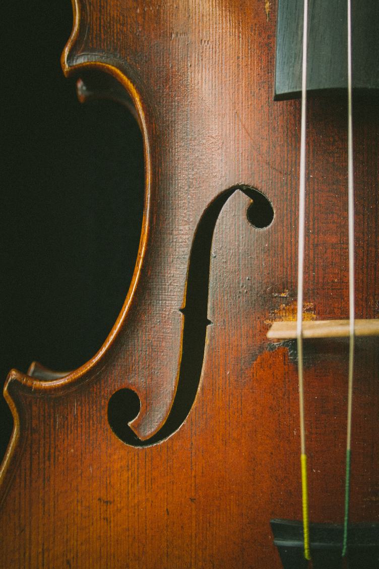 Old and Dirty Violin Closeup