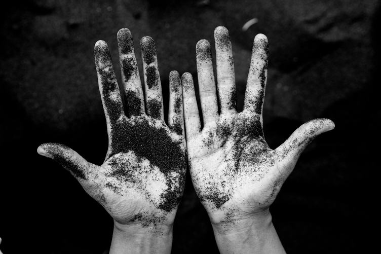 Dirt Hands